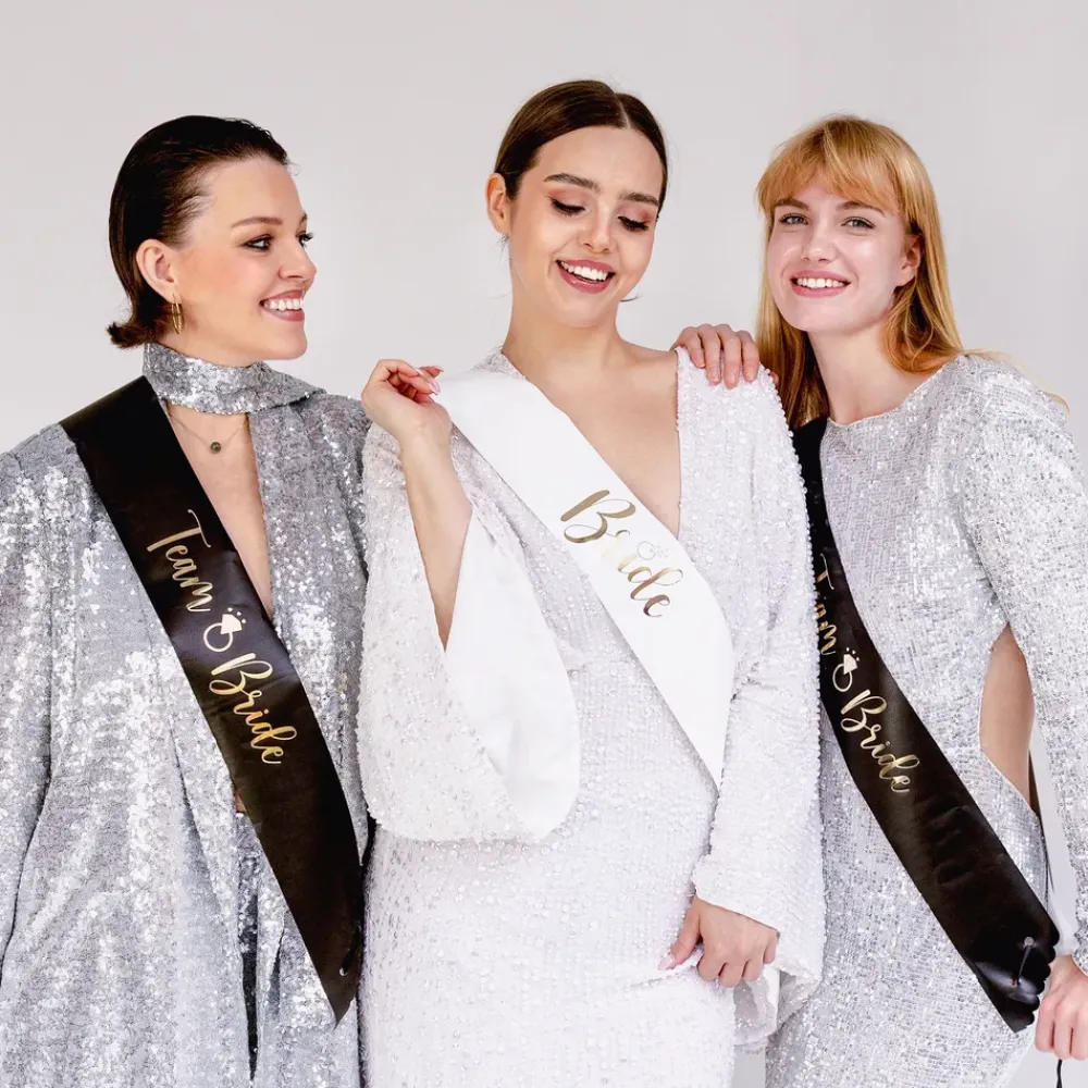 Online PartyDeco sp. z o.o. Ordensbånd Bride & Bride Squad Sort/Hvid