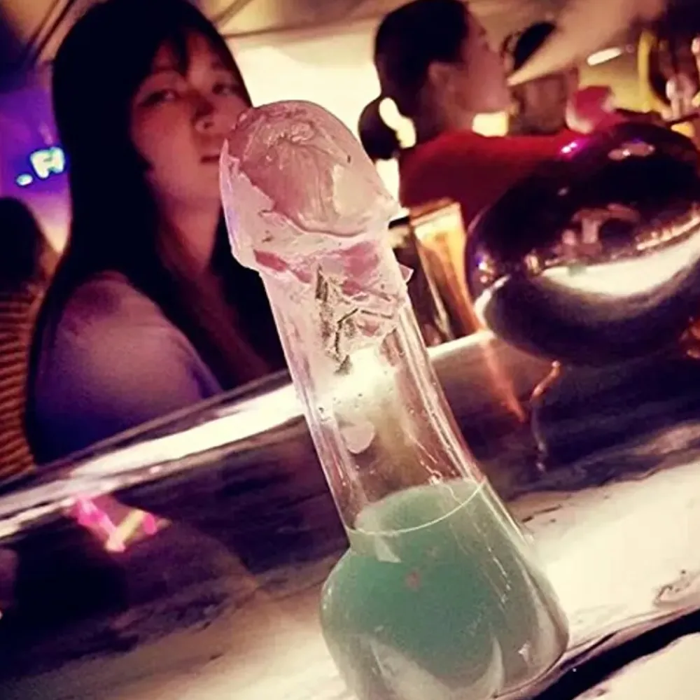 Online Partyking AB Penis Shotglas