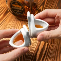 Gadget Master sp. z o.o. sp.k. Shotglas Urinal - Hjem & Husholdning|Drikkeglas