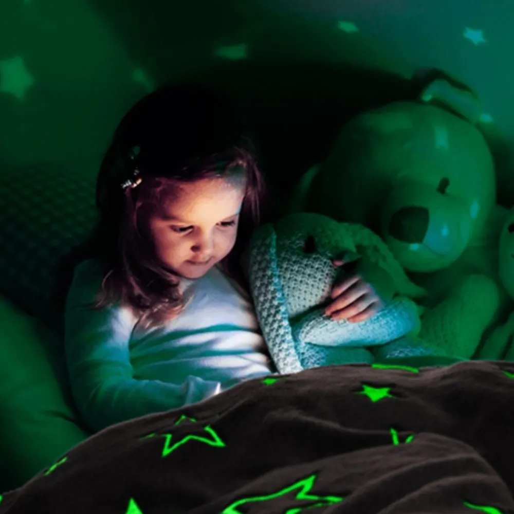 Online Out of the blue KG Tæppe med Stjerner Glow in the Dark